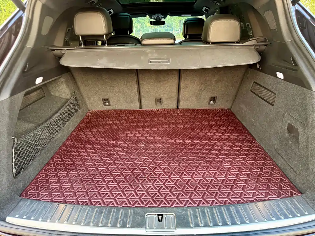 Porsche Cayenne — миниатюра 21