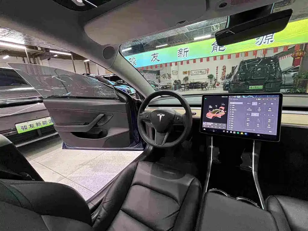 Tesla Model 3 — фотографии объявления, Фото 24