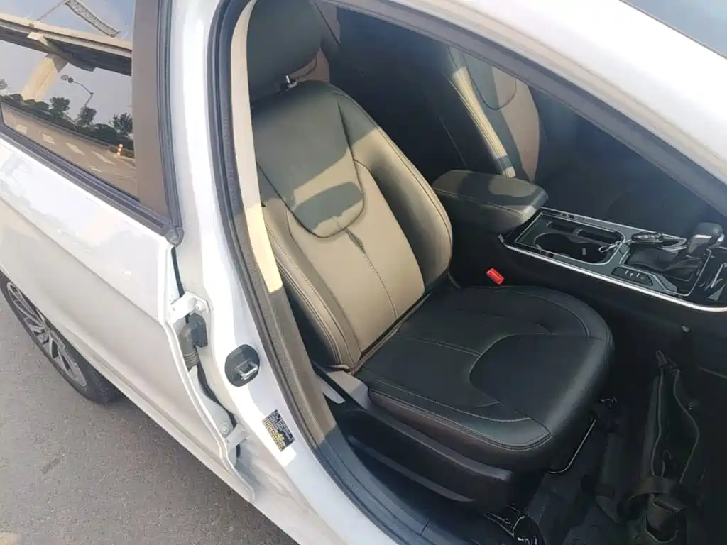 Chery Arrizo 5 — миниатюра 25