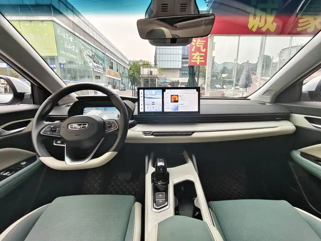 Geely L HiP — миниатюра 6