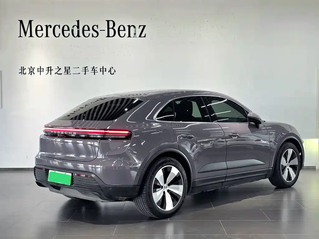 Porsche Macan EV — миниатюра 3