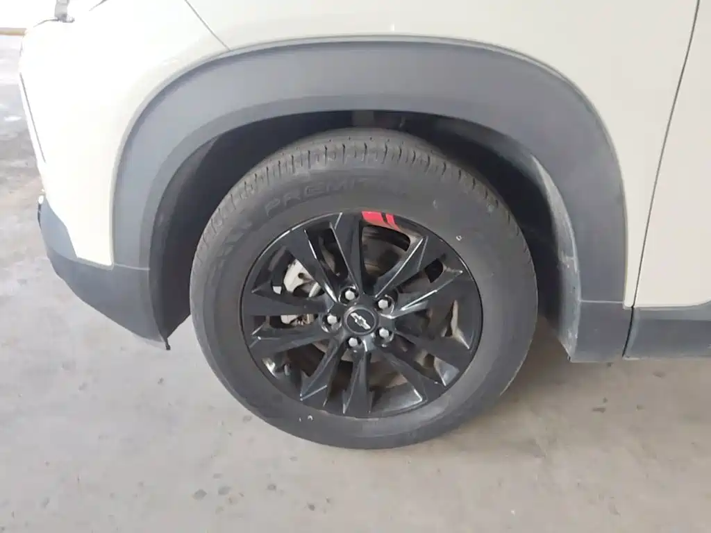 Chevrolet Tracker — миниатюра 23
