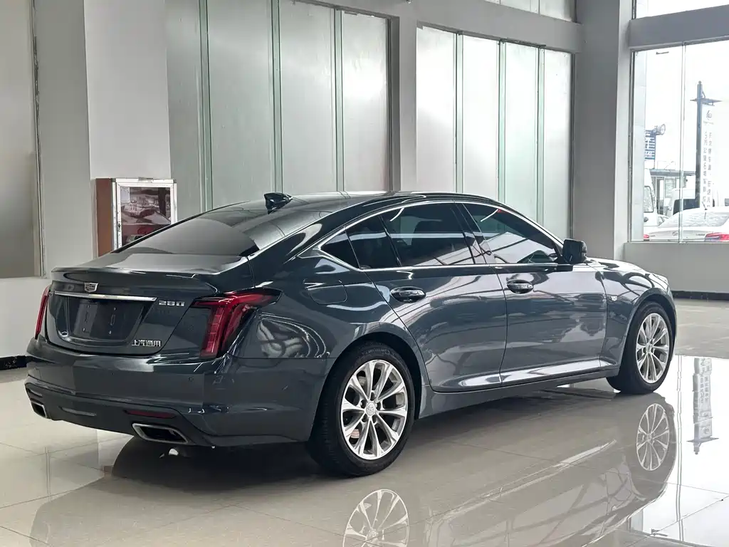 Cadillac CT5 — миниатюра 6