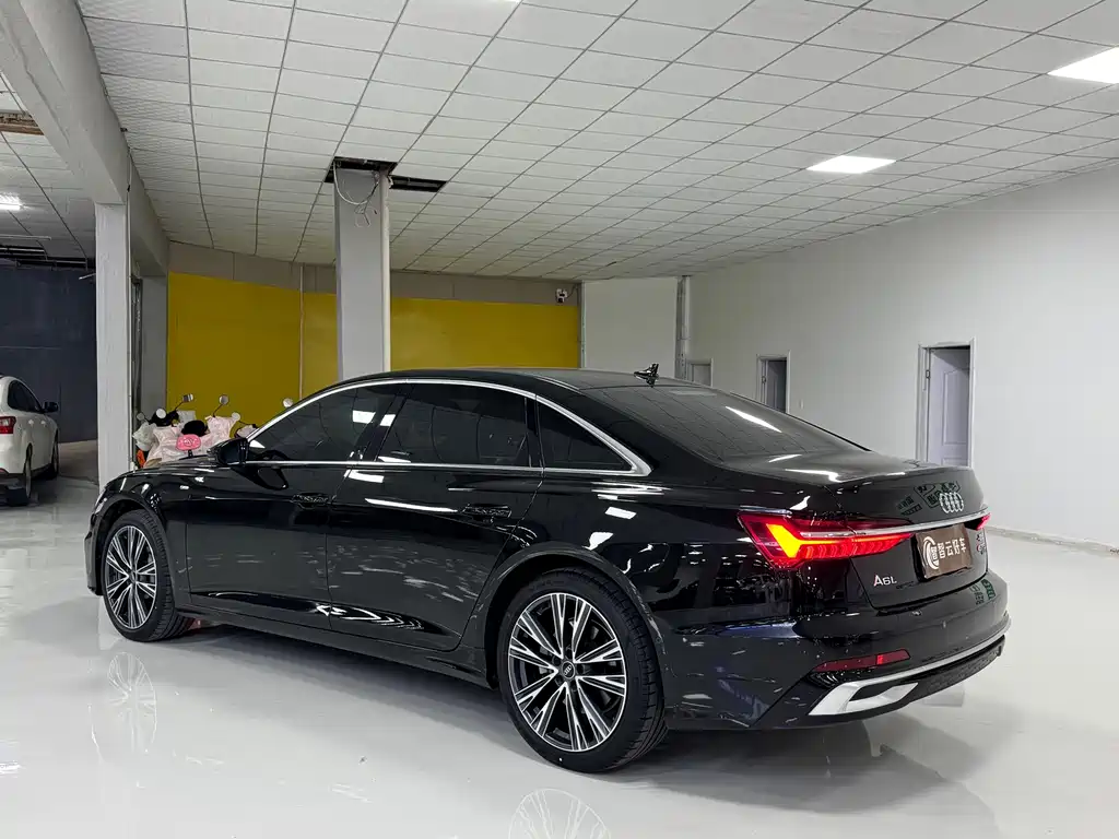 Audi A6L — миниатюра 7