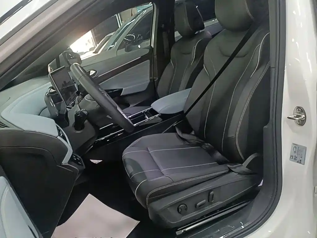 Volkswagen ID.4 X — миниатюра 15