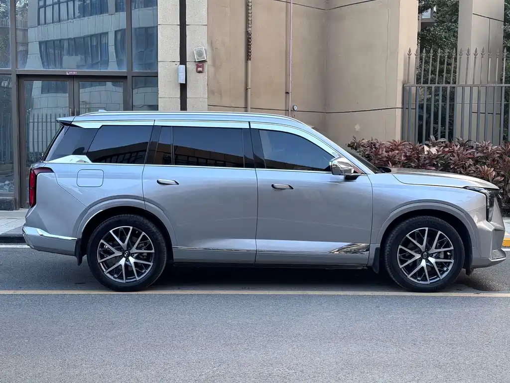GAC Motor Trumpchi GS8 — миниатюра 15
