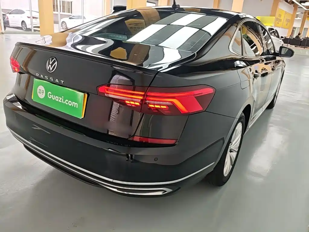 Volkswagen Passat — миниатюра 7