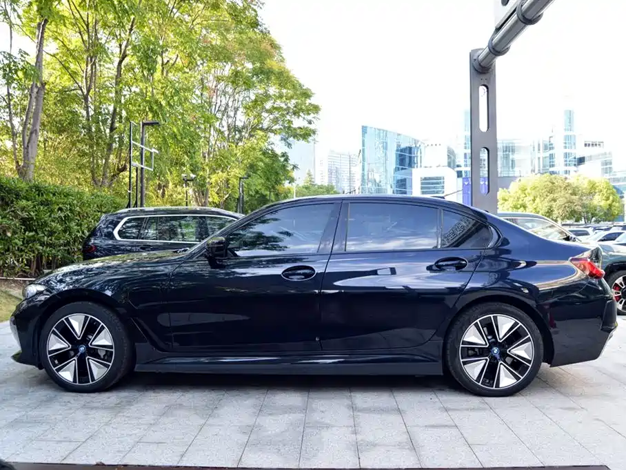 BMW i3 — миниатюра 2