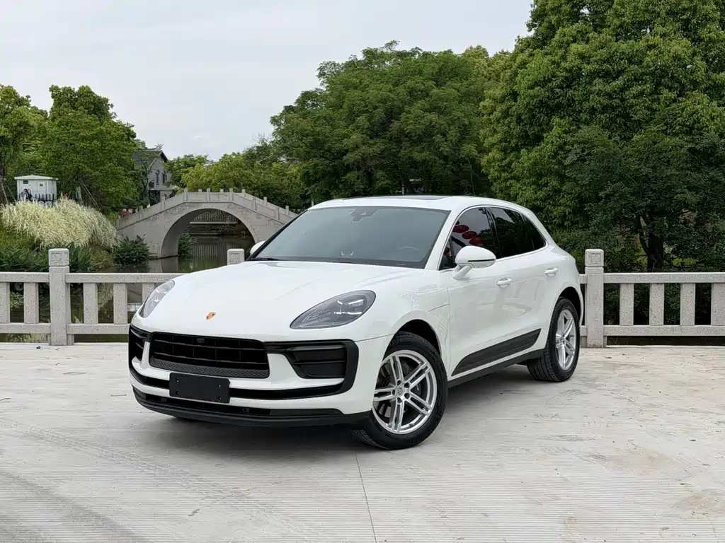 Porsche Macan 2022