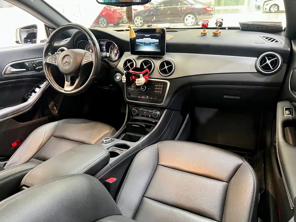 Mercedes-Benz CLA 2015 CLA 200