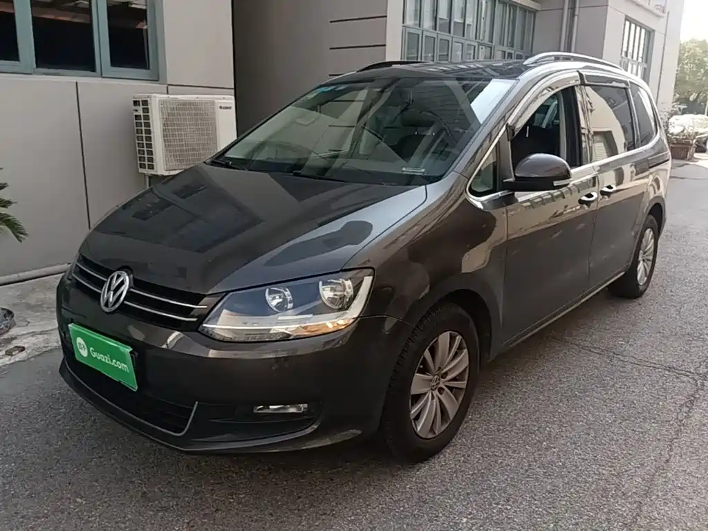 Volkswagen Sharan — миниатюра 2