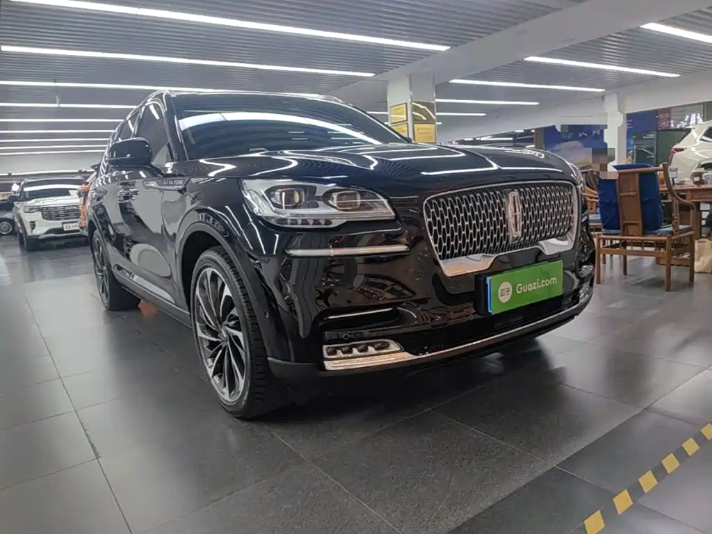 Lincoln Aviator — миниатюра 4