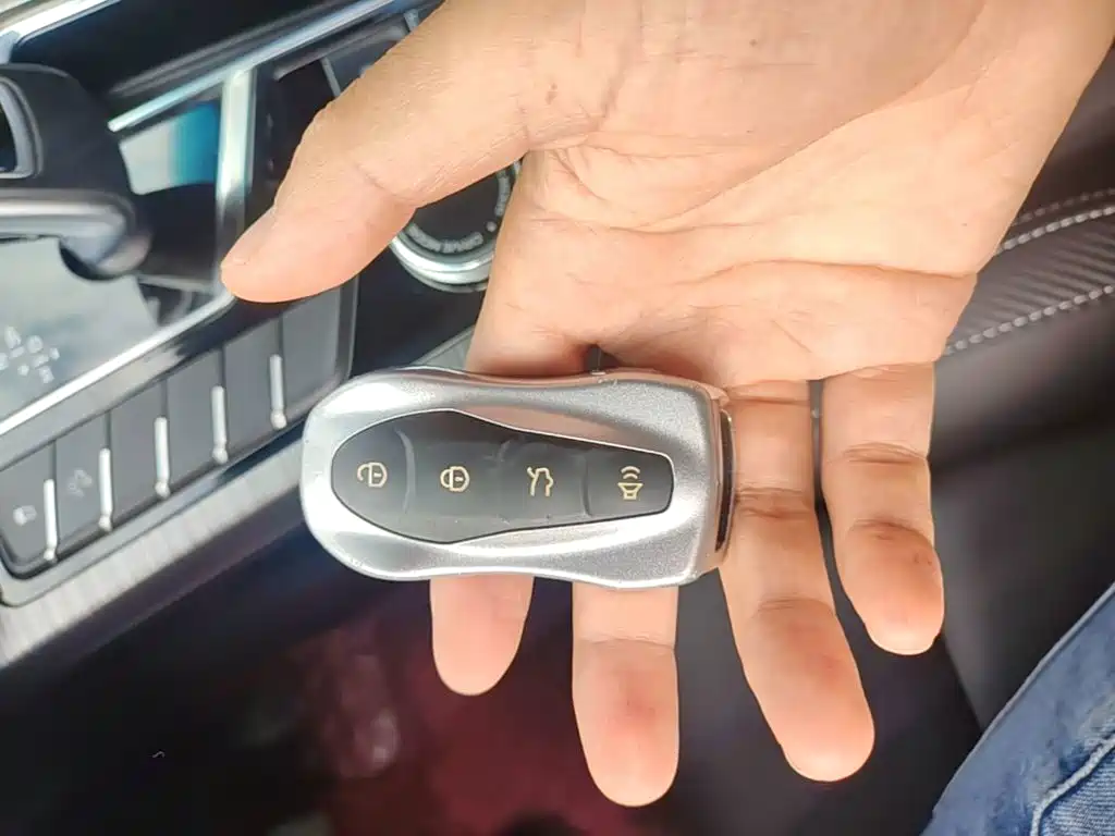 Geely Boyue — миниатюра 9