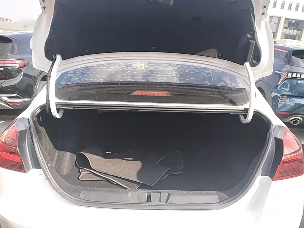 Geely Emgrand — миниатюра 19