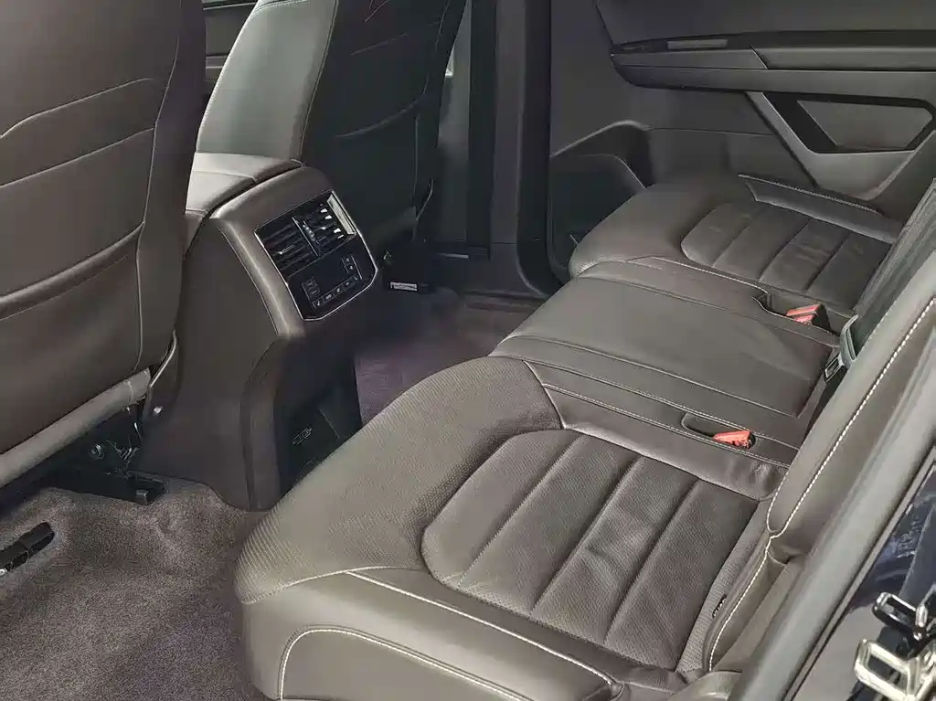 Volkswagen Teramont — миниатюра 7
