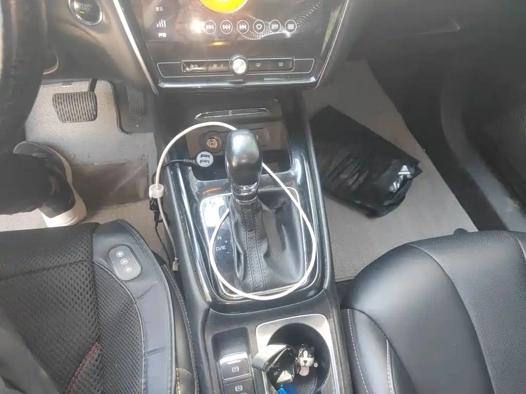 Roewe i5 — миниатюра 15