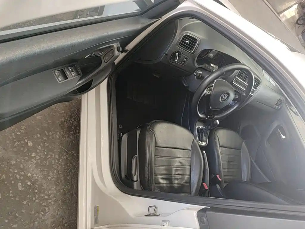 Volkswagen Polo — миниатюра 16