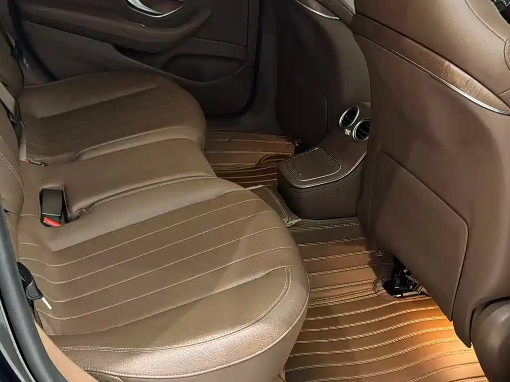 Mercedes-Benz E-Class E 2022 E 300 L Sport Luxury