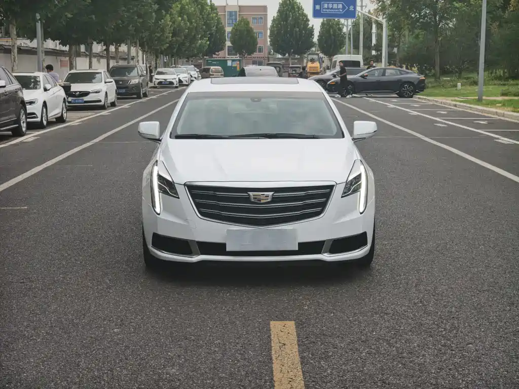 Cadillac XTS