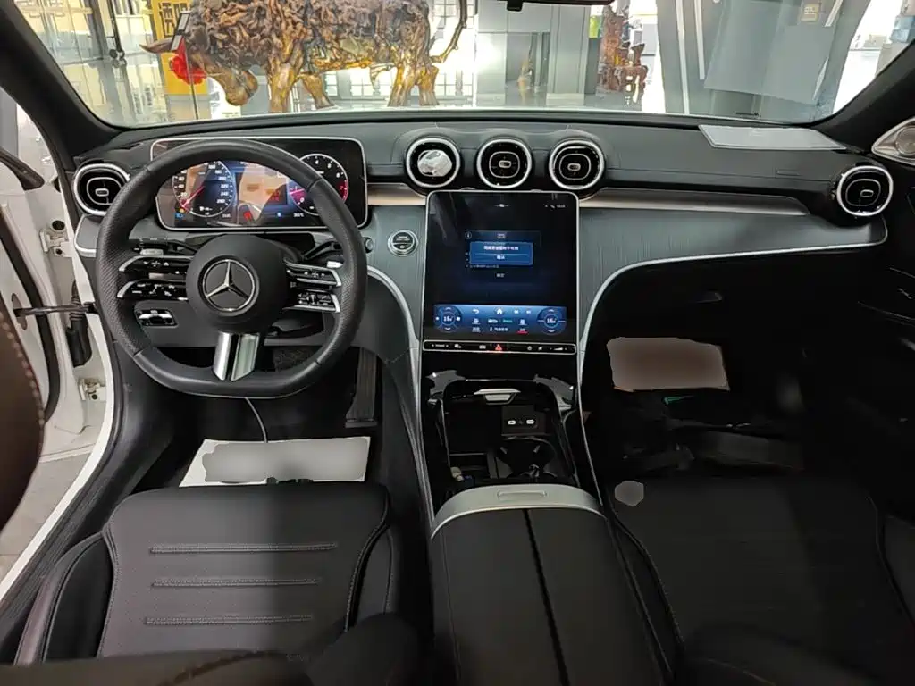 Mercedes-Benz C-Class — миниатюра 10