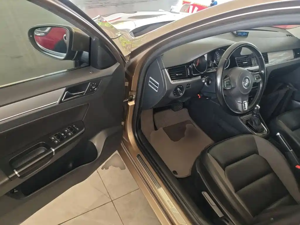 Volkswagen Bora — миниатюра 16
