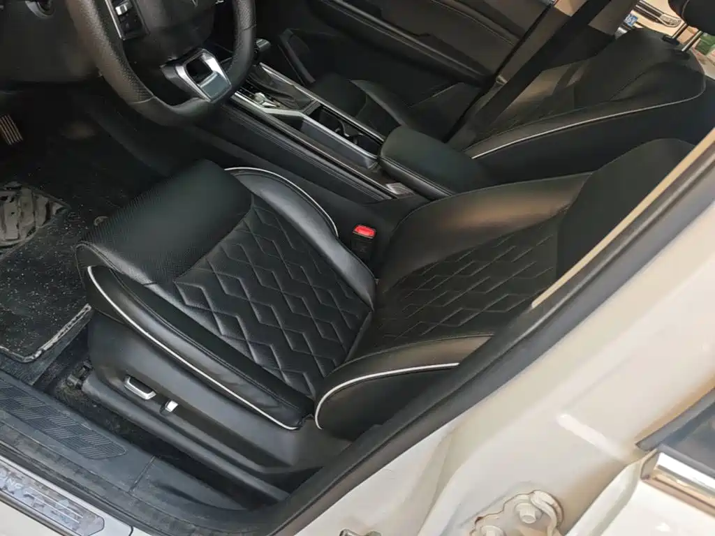 Wuling Jiachen — миниатюра 15