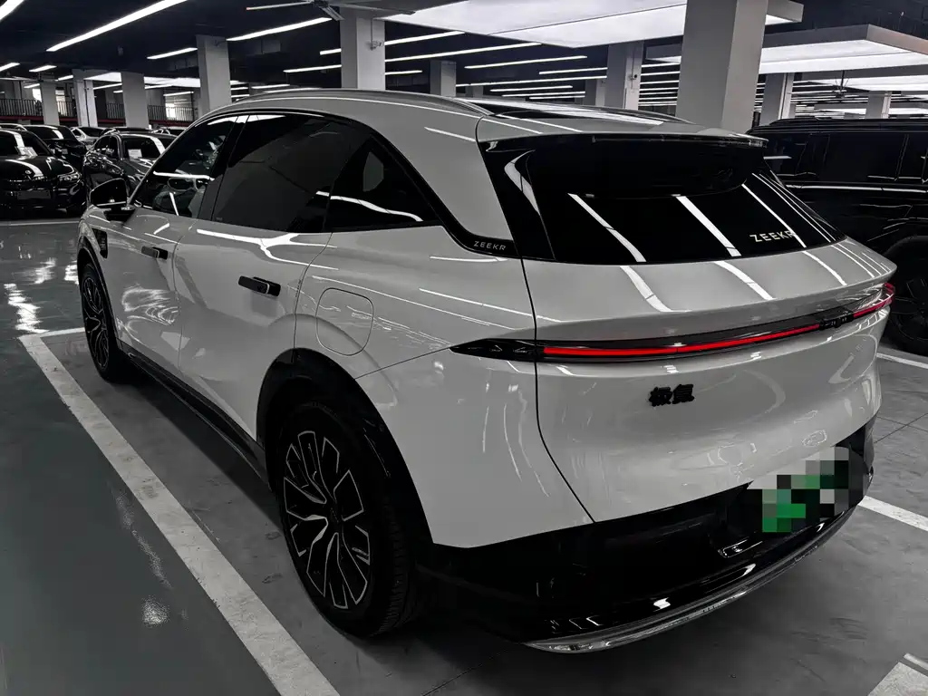 Zeekr 7X — миниатюра 16