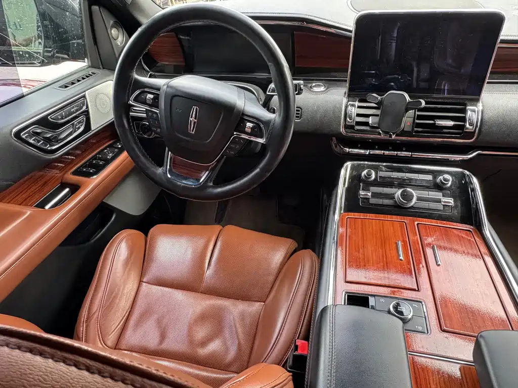 Lincoln Navigator 2018 3.5T V