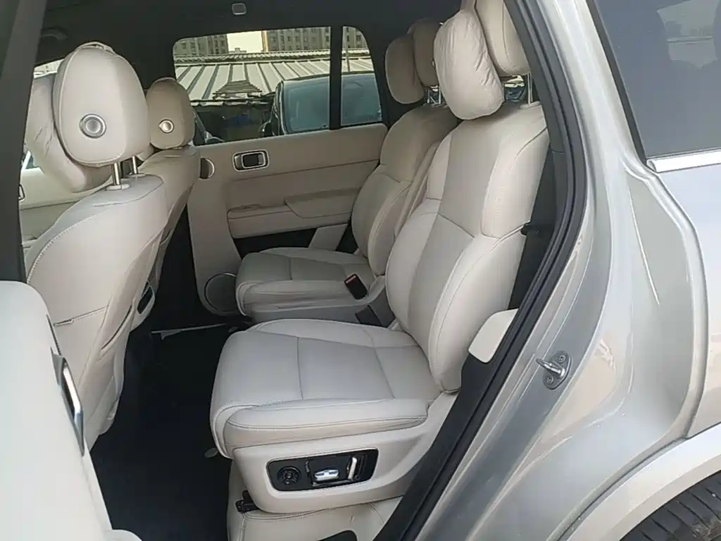 Li Auto Li L8 — миниатюра 17