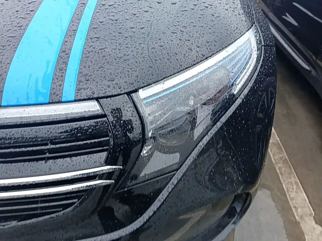 Mercedes-Benz EQC — миниатюра 24