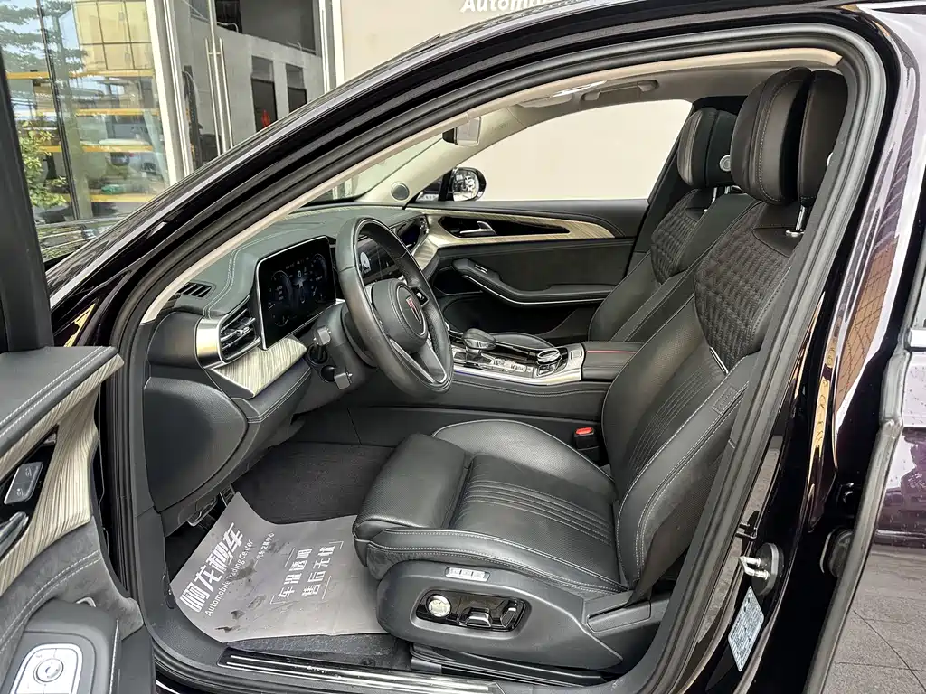 Hongqi H9 2020 2.0T