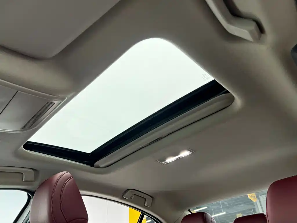 Mazda 3 Axela — миниатюра 16
