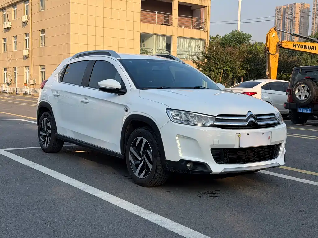 Citroen C3-XR — миниатюра 3