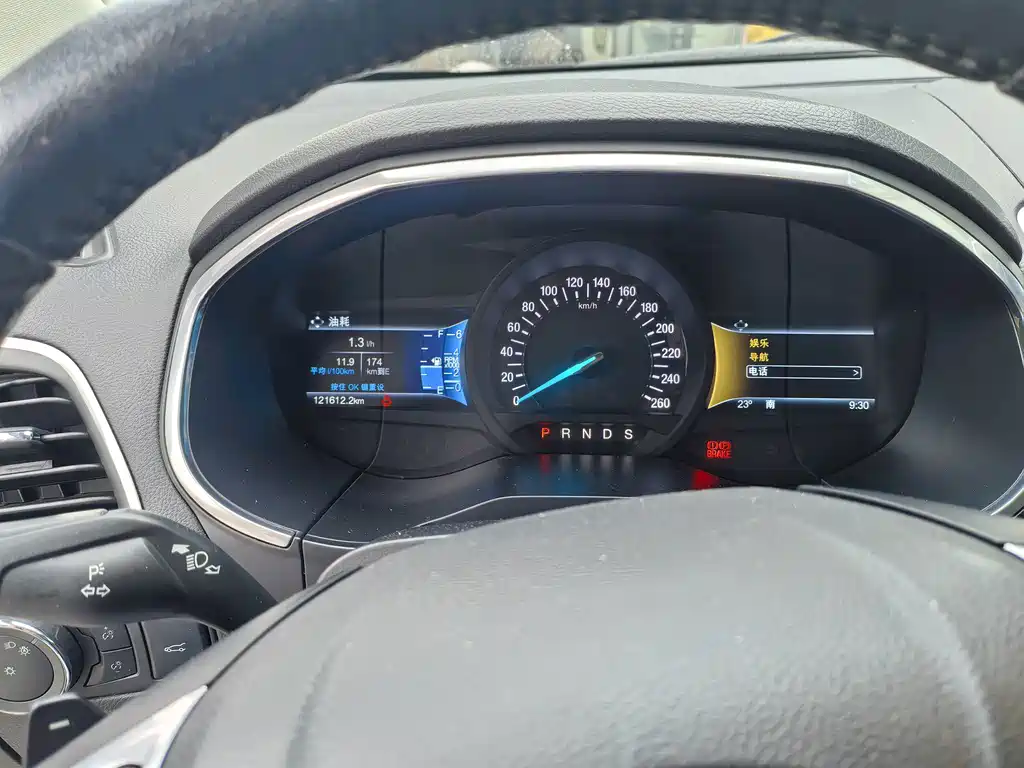 Ford Edge — миниатюра 5