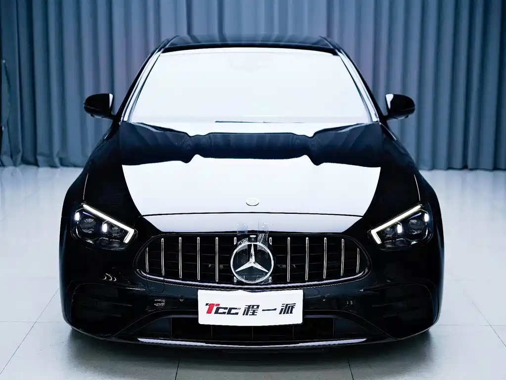 MERCEDES-BENZ E CLASS AMG