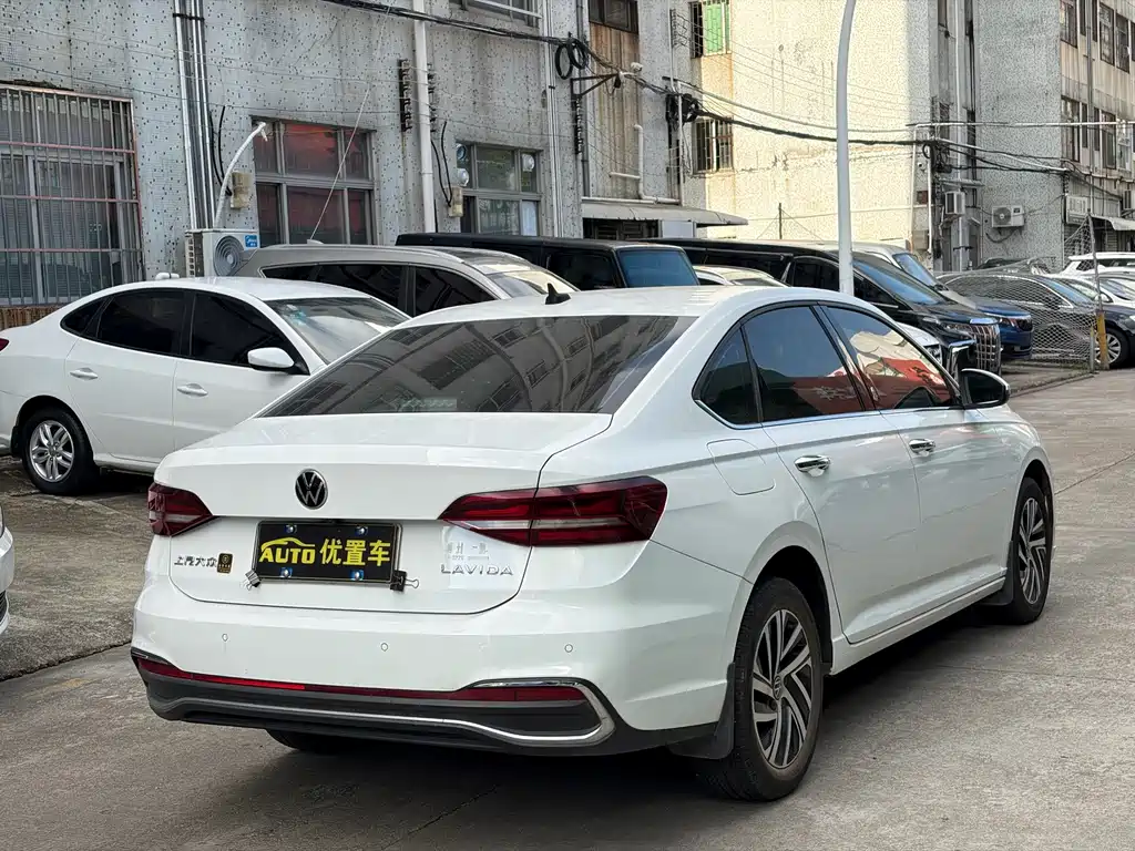 Volkswagen Lavida — миниатюра 11