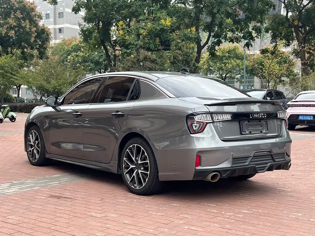Lynk & Co 03 — миниатюра 3