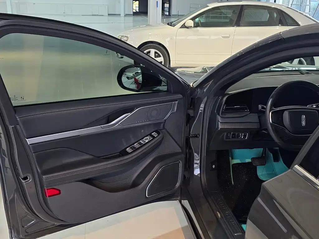 Lincoln Z — миниатюра 12