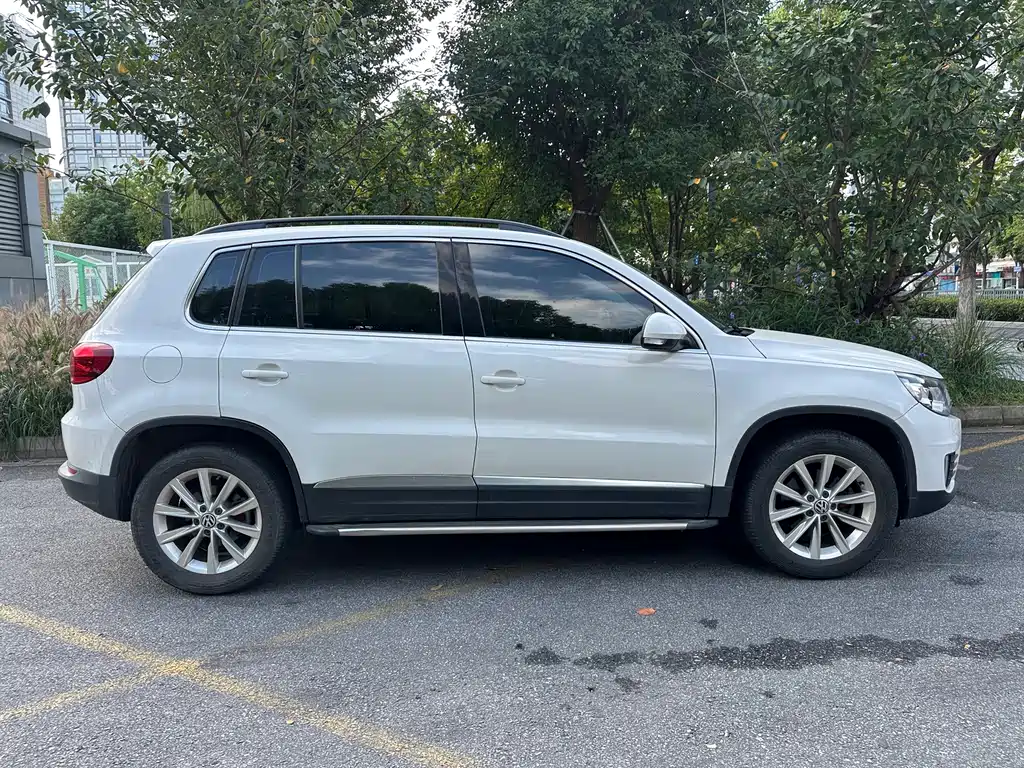Volkswagen Tiguan — миниатюра 4