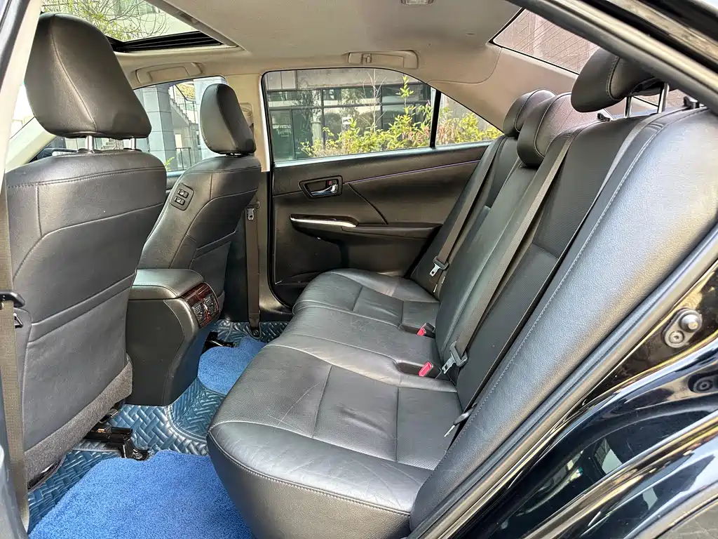 Toyota Camry 2015 2.0G Lead