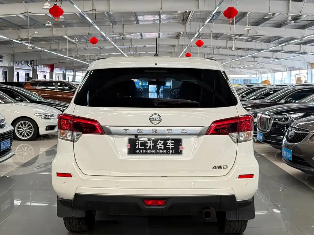 Nissan Terra — миниатюра 14