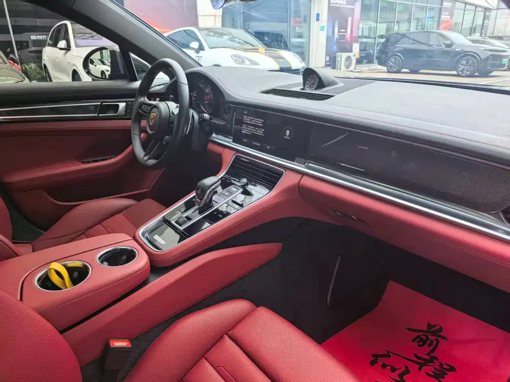 Porsche Panamera — миниатюра 4
