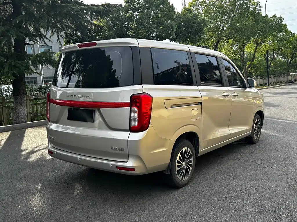 Fengguang Fengguang 380 — миниатюра 6