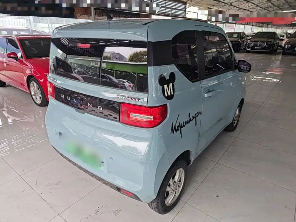 Wuling MINIEV — миниатюра 7