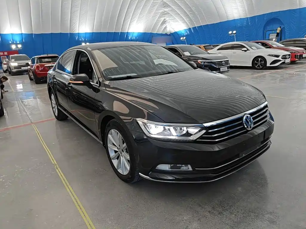 Volkswagen Magotan — миниатюра 4