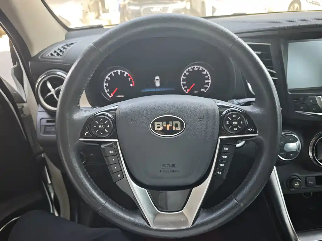 BYD Song — миниатюра 5