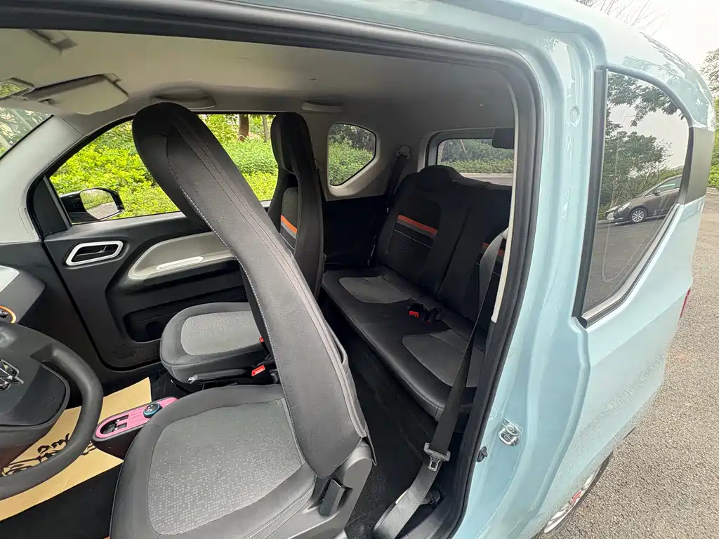 Wuling MINIEV — миниатюра 5