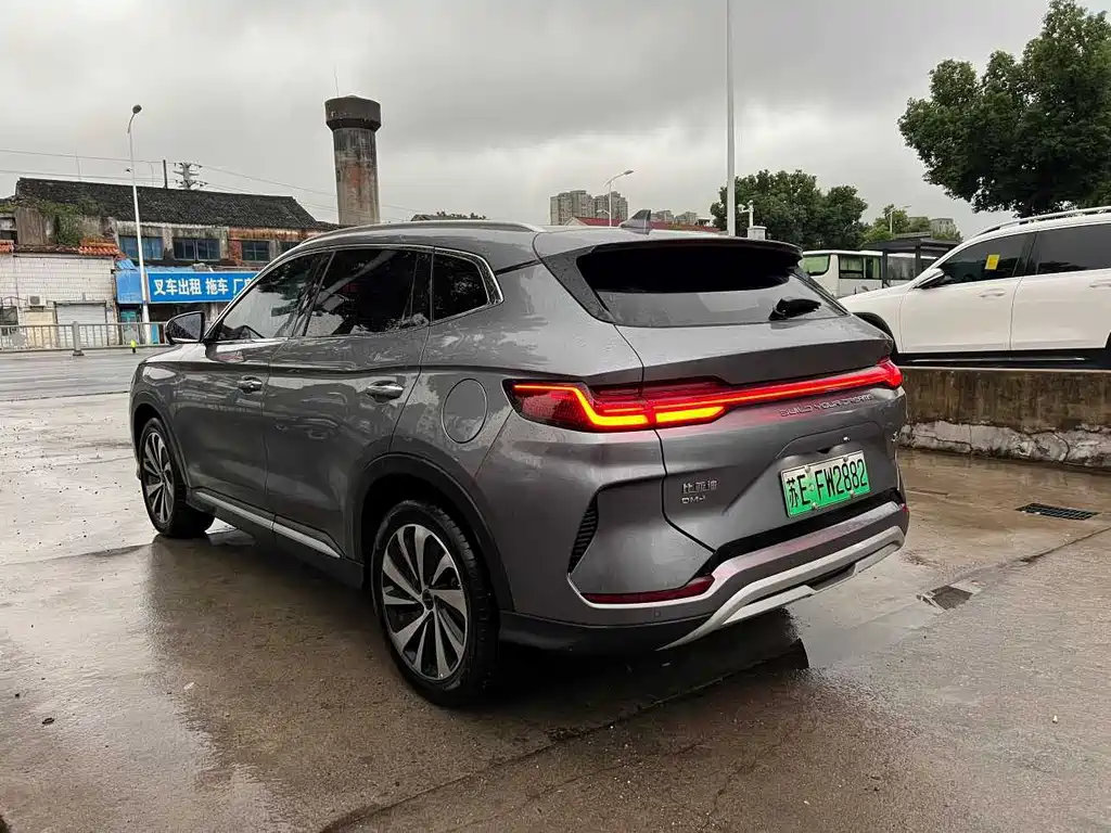 BYD PLUS New Energy — миниатюра 5