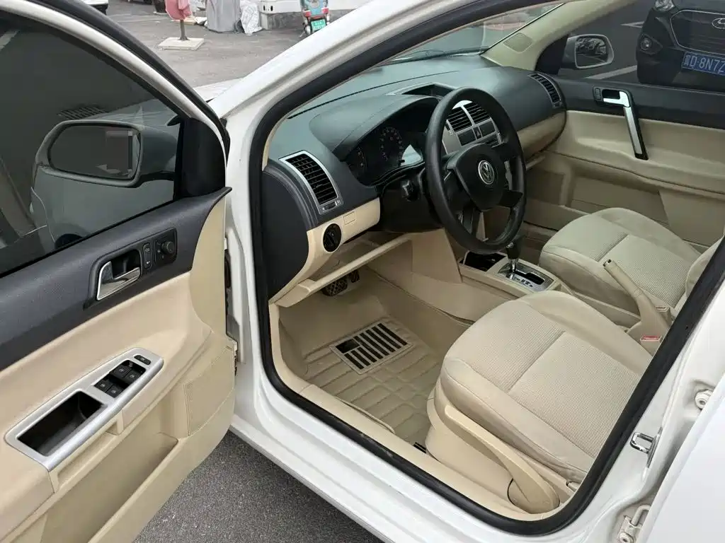 Volkswagen Polo — миниатюра 7