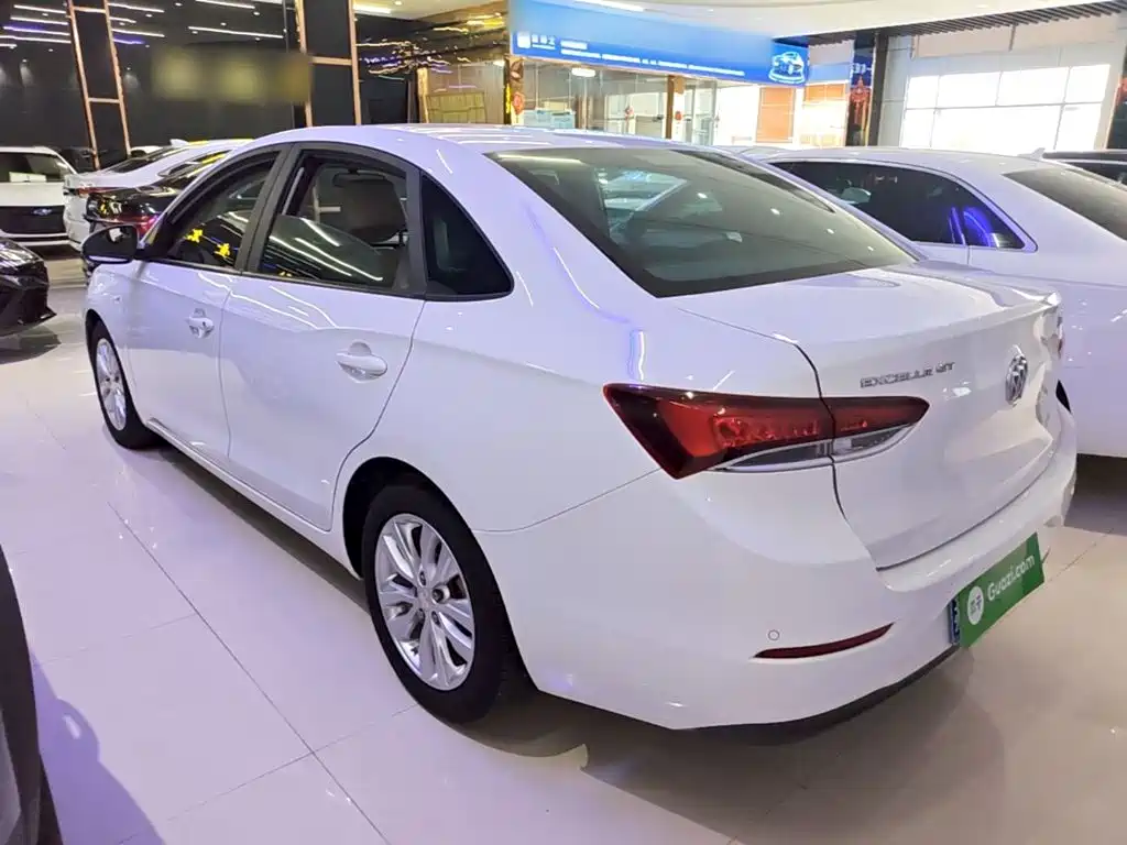 Buick Excelle — миниатюра 5